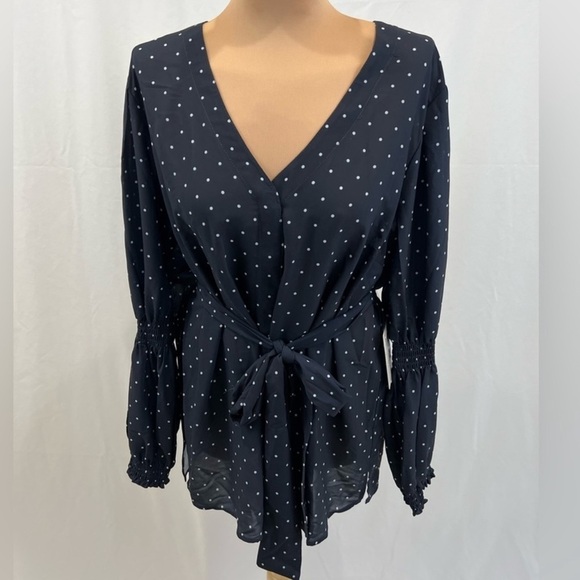Eloquii Tops - ELOQUII Blue With Tiny White Dots Long Sleeve Blouse. Size 18. D8/A1879
